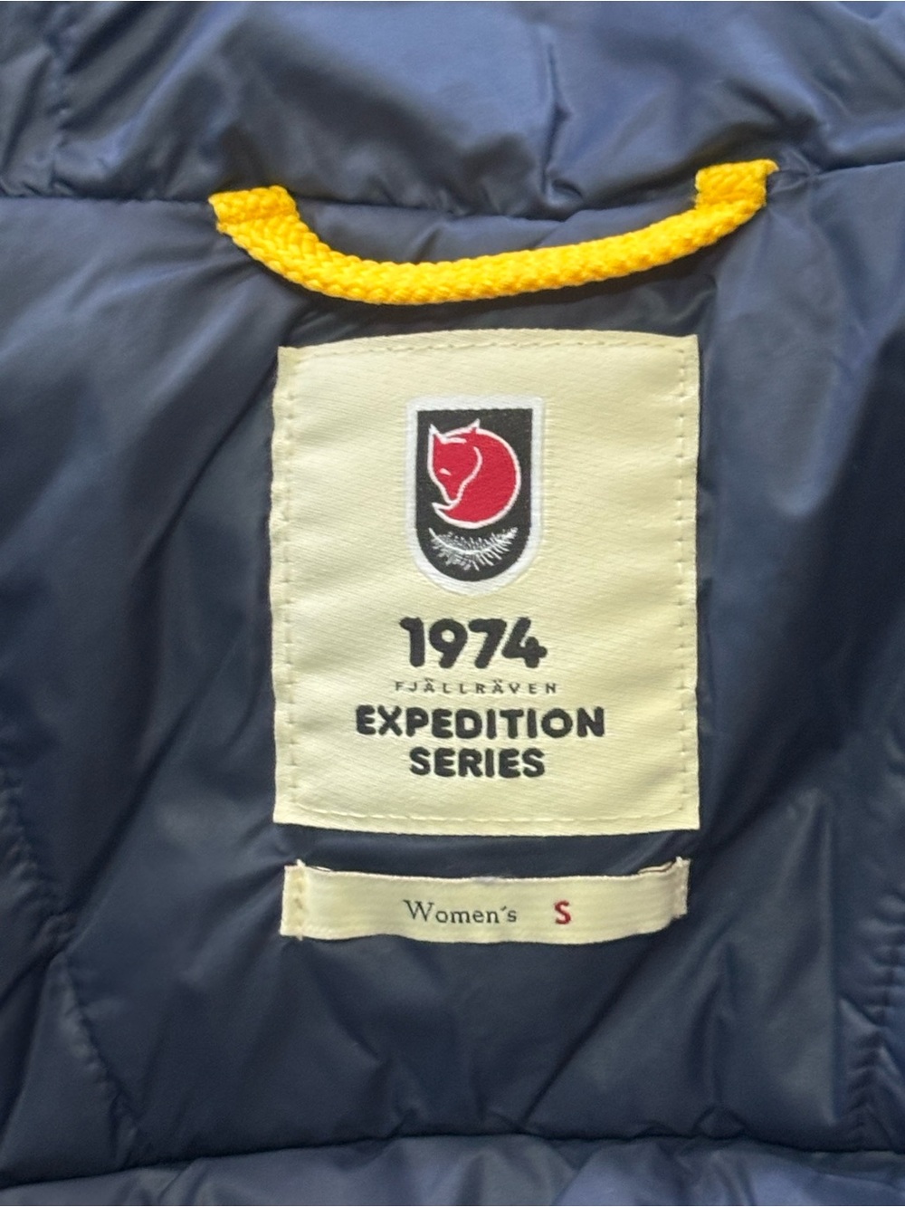 Fjallraven Expedition Pack Down Hoodie Women’s S & M Navy 1974 Series $335 - Picture 6 of 9